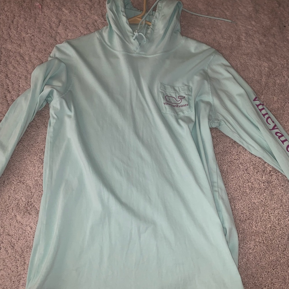 Vineyard vines